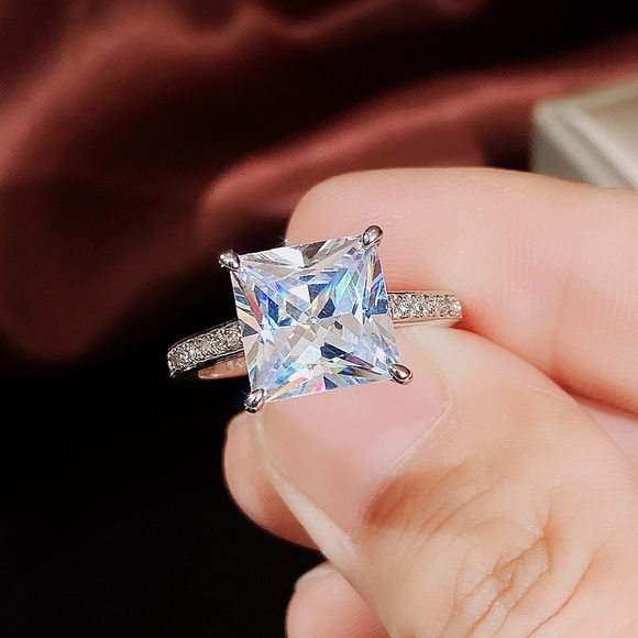 New 925 Silver Princess Cut Square Diamond Ring - Picture 2 of 6